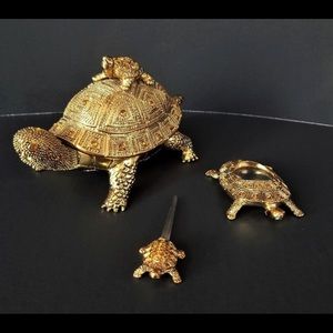 Bombay, Turtle vintage, 1970s.